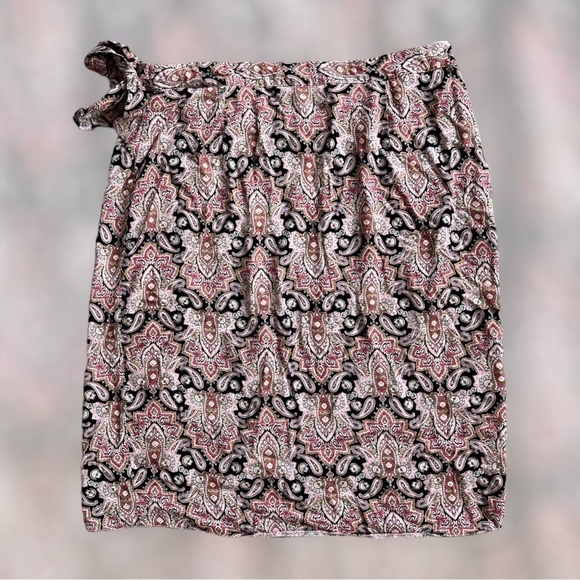 Maurice’s wrap around tie skirt size 16W - Picture 2 of 7